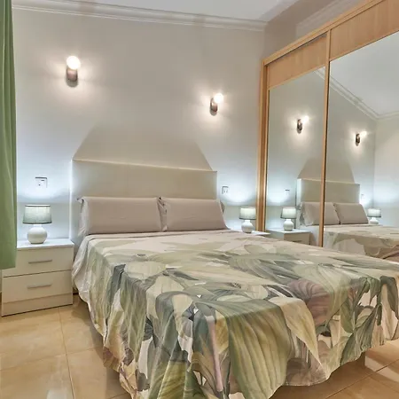 Santa Barbara Tropical Апартаменты *