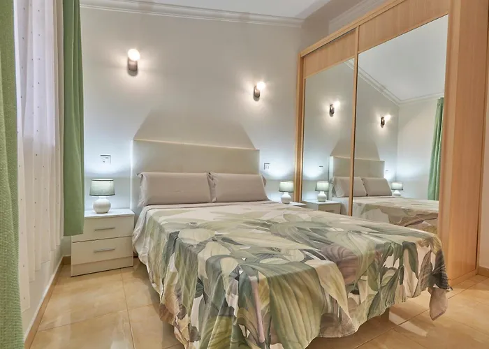 Santa Barbara Tropical شقة *