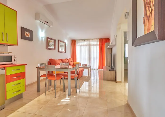 Santa Barbara Tropical Apartamento *