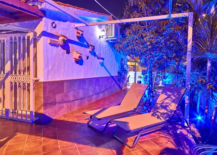 Santa Barbara Tropical