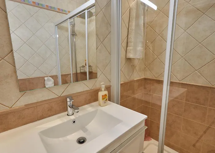 Santa Barbara Tropical Apartamento *